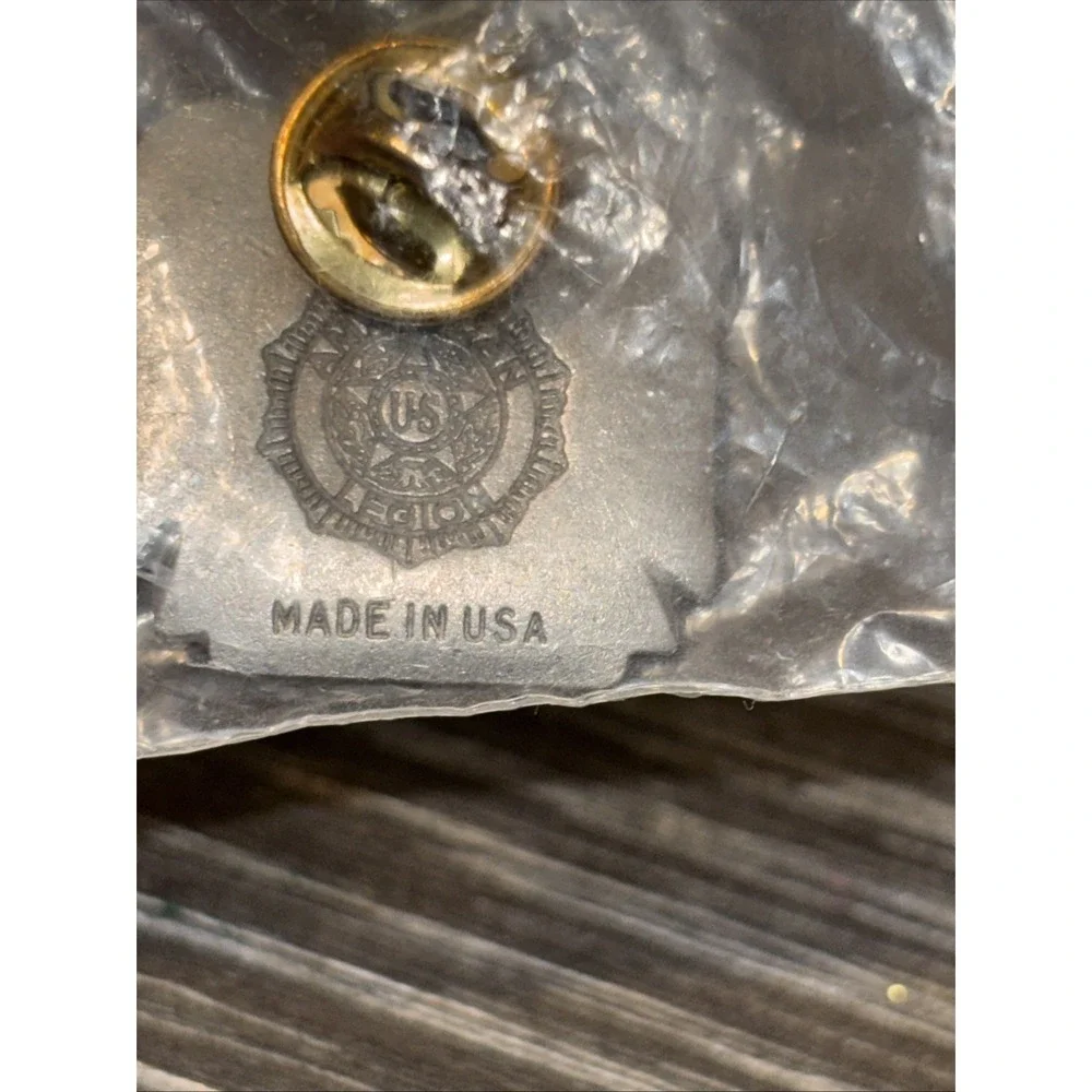 Vintage American Legion USA Navy Eagle Lapel Pin - Pewter w/Amber Enamel